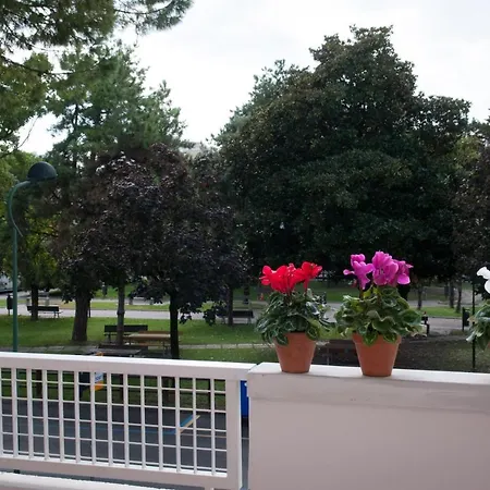 Lignano Sabbiadoro-villa Parco Paradiso